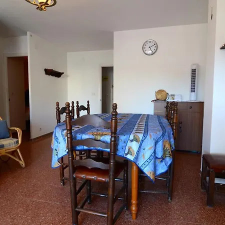 Rocamaura Iii 2-6 Л'Эстартит