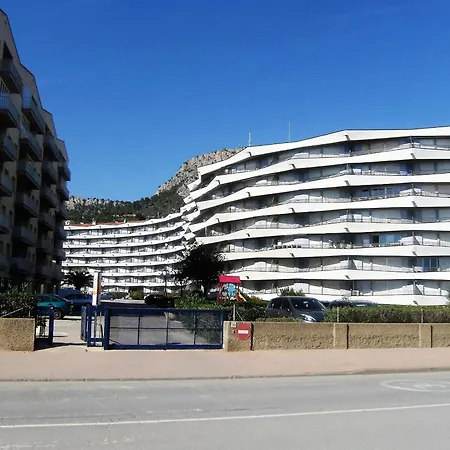 Apartment Rocamaura Iii 2-6